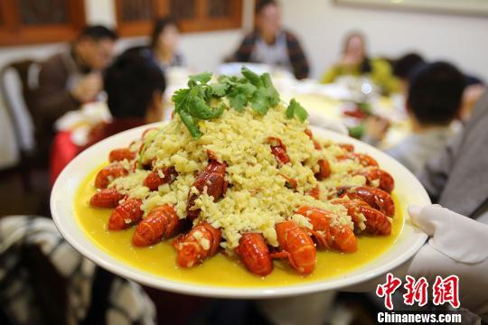 小龍蝦橫行德國柏林 政府鼓勵吃貨們大快朵頤！
