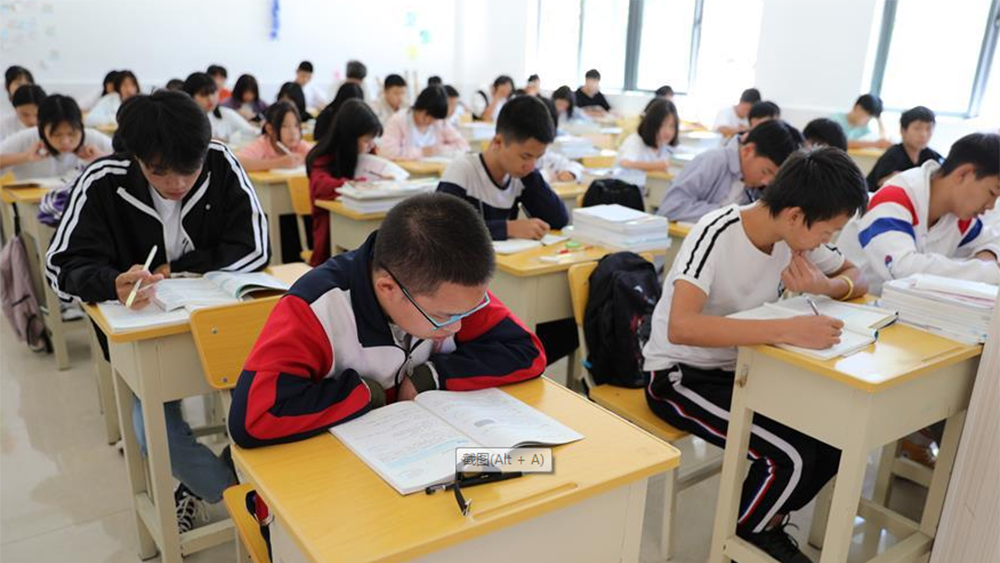 秋季開學(xué)，共同鞏固防疫新格局